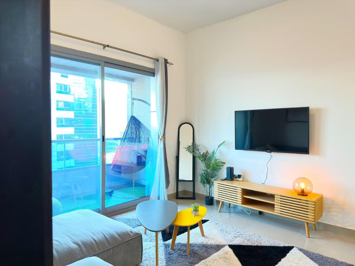Luxury & Centric Flat With Balcony Views In Marina Appartement Dubai