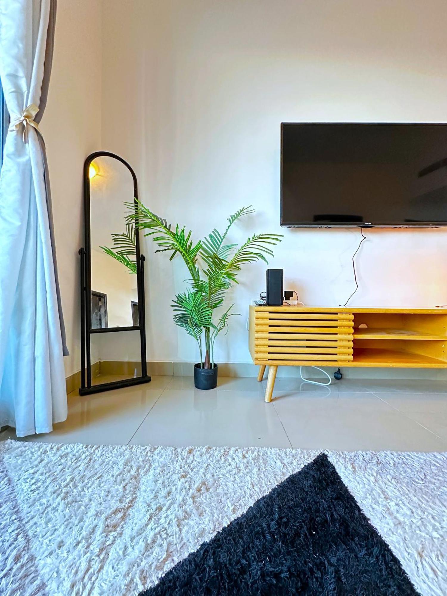 Appartement Luxury & Centric Flat With Balcony Views In Marina Dubai