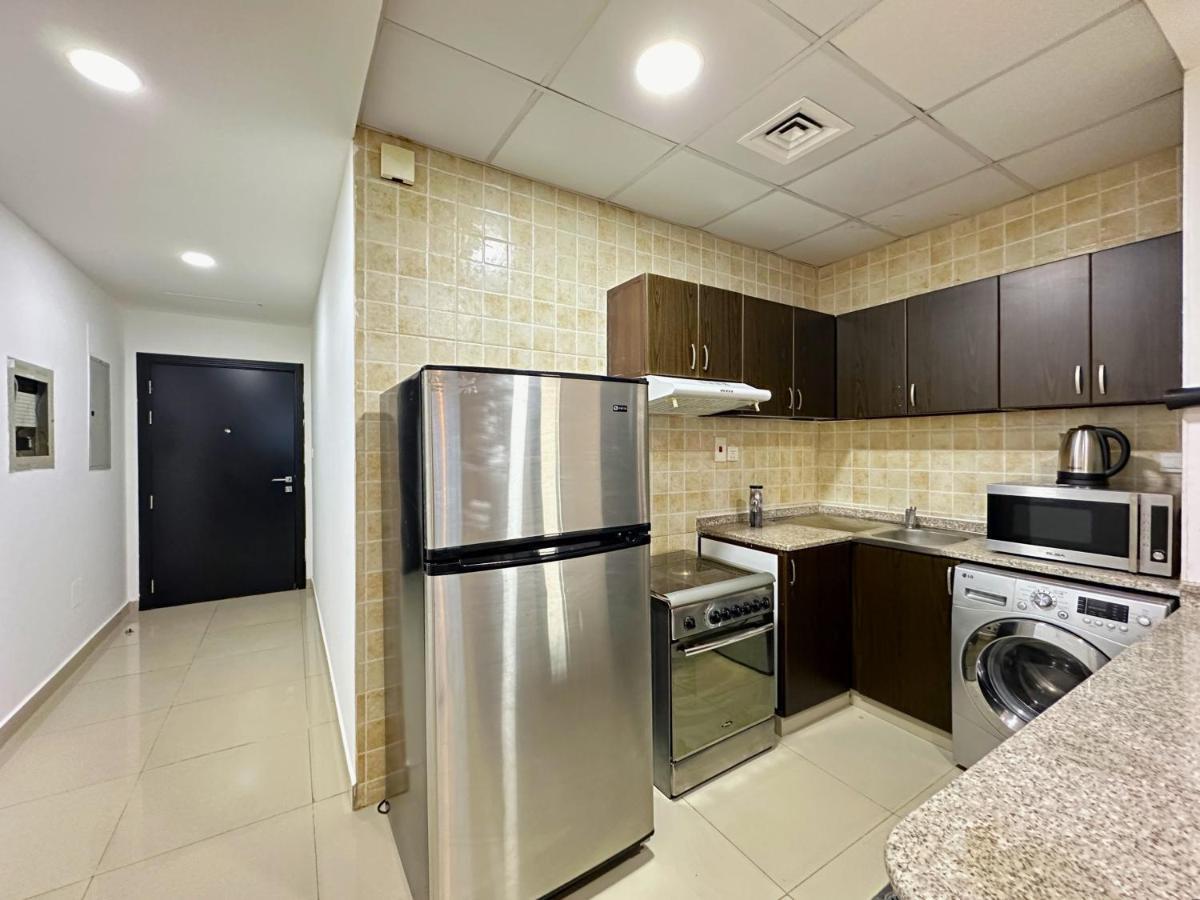 Luxury & Centric Flat With Balcony Views In Marina Appartement Dubai